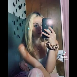 Meet your Posher, Gracie <3